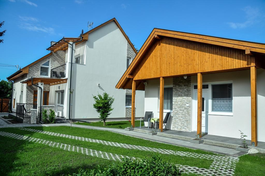 Magyar Apartman Iii. Hajduszoboszlo Exterior foto